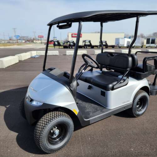 2025 E-Z-GO Valor 4