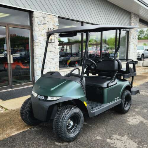 2025 E-Z-GO Valor 4